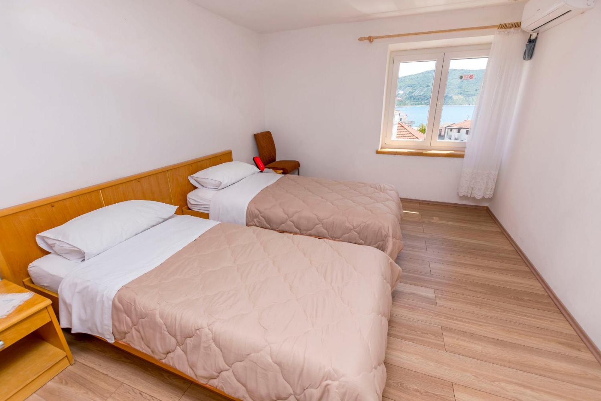Apartment Jelena Примоштен Экстерьер фото