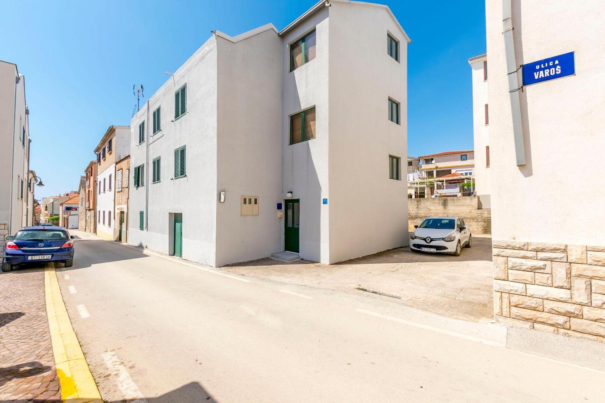 Apartment Jelena Примоштен Экстерьер фото